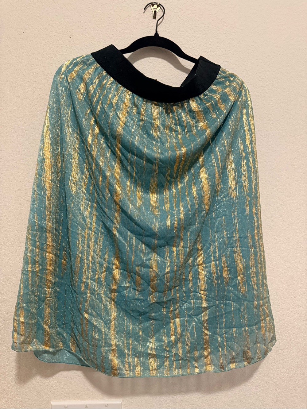LuLaRoe Teal and Gold Metallic Wrap